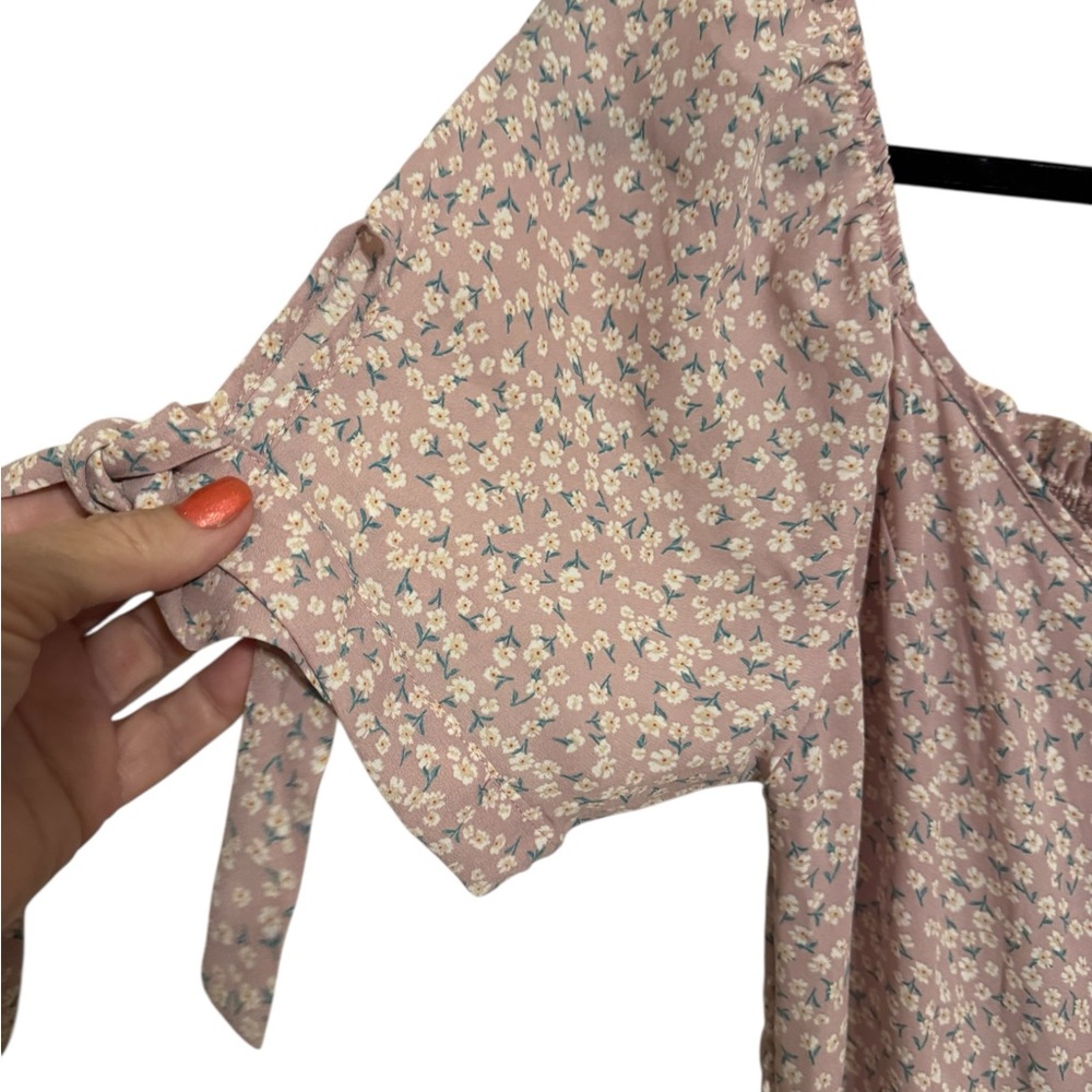 NWT Floral Button-Down Dress with Tie Sleeves SMALL    #CL - Picture 3 of 10
